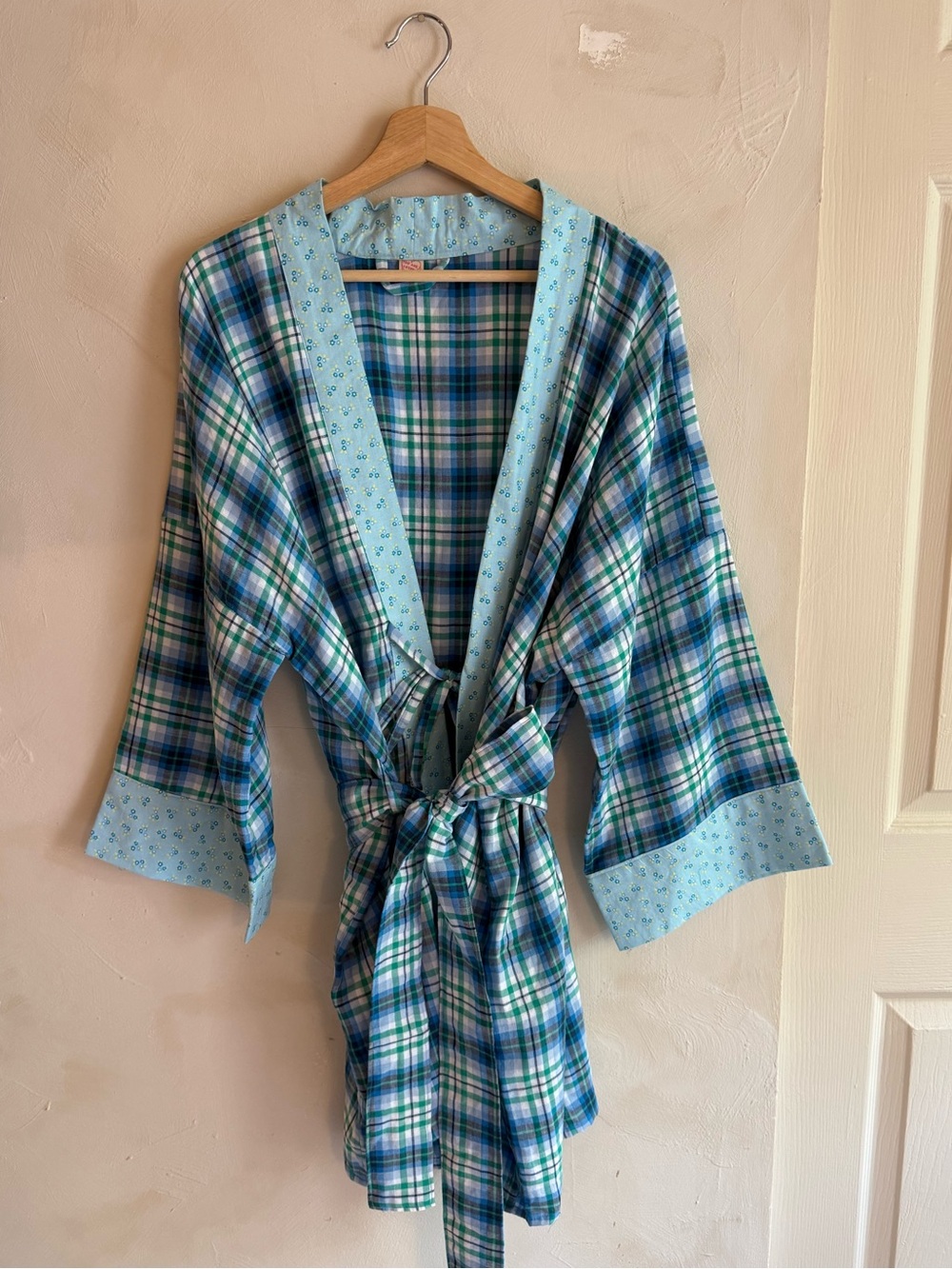 Cotton Blend Plaid | Robe | Light Blue Green Floral Trim | Kimono Style